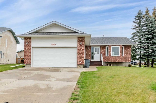 4606 57 Avenue, Rimbey