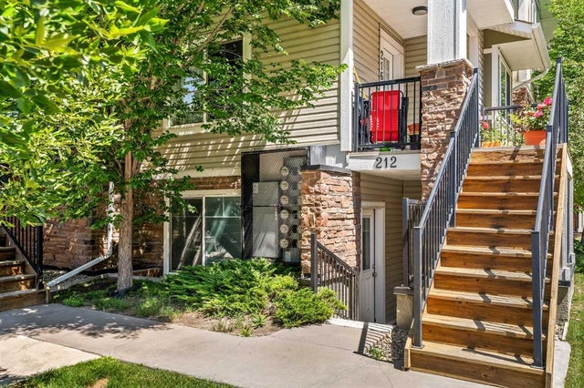 Chestermere Home for Sale: Residential Listing in Westmere