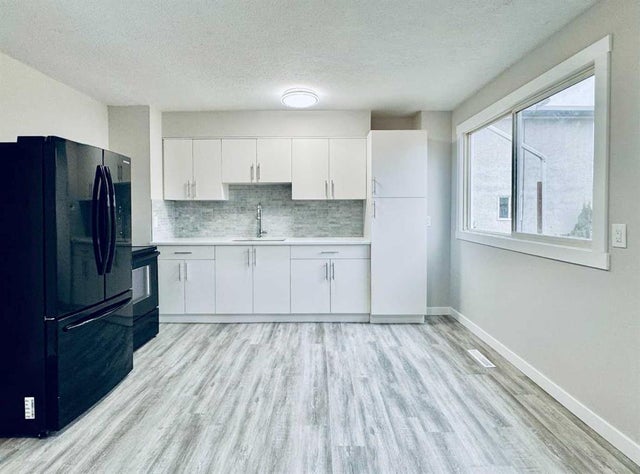 Photo for MLS®# A2238403 - home for sale at 221, 2211 19 Street Northeast, Vista Heights, Calgary Alberta