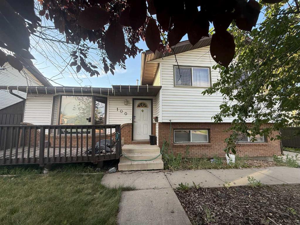 100 Robinson Drive Se, Medicine Hat