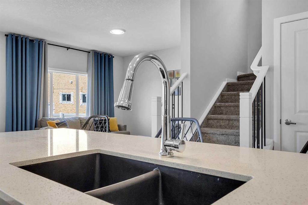 672 Walgrove Boulevard Southeast, Calgary – Residential Detached Listing Photo 19