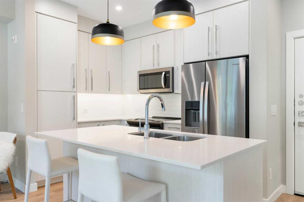 110, 383 Smith Street Northwest, Calgary – Residential Apartment Listing Photo 6