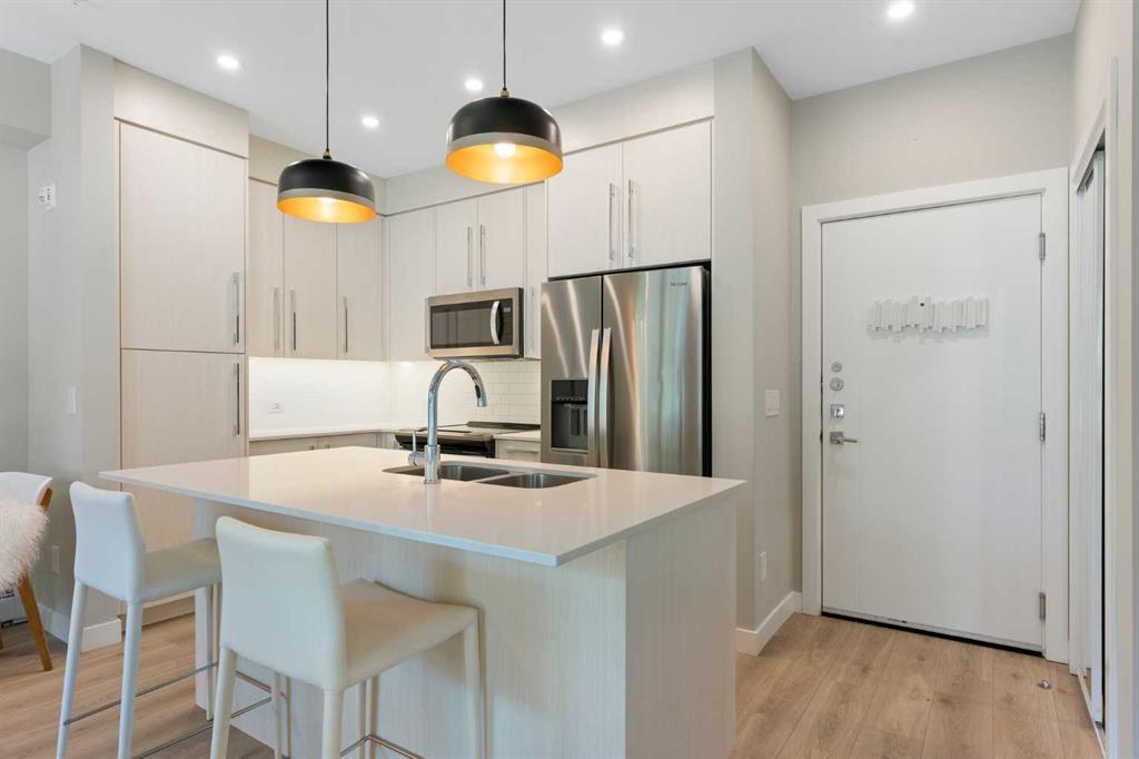 110, 383 Smith Street Northwest, Calgary – Residential Apartment Listing Photo 7