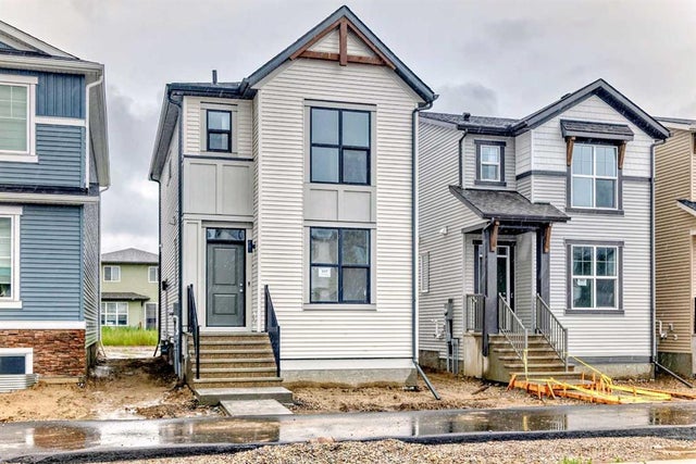 397 Hotchkiss Drive, Calgary