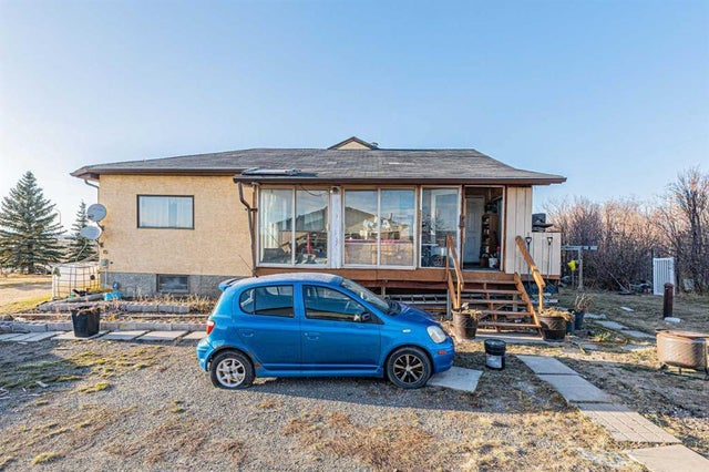266110 1014 Drive E, Rural Foothills County