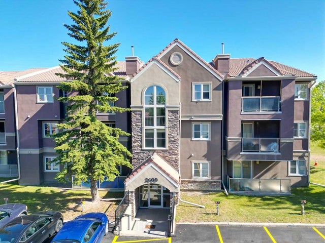 Photo for MLS®# A2238883 - home for sale at 2612, 3400 Edenwold Heights Northwest, Edgemont, Calgary Alberta