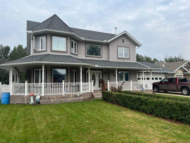 302 8 Avenue, Fox Creek