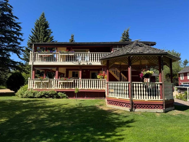 1 Johnson Drive, Marten Beach