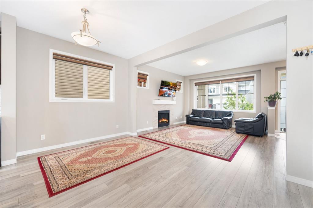 44 Cityside Green Northeast, Calgary – Residential Detached Listing Photo 9