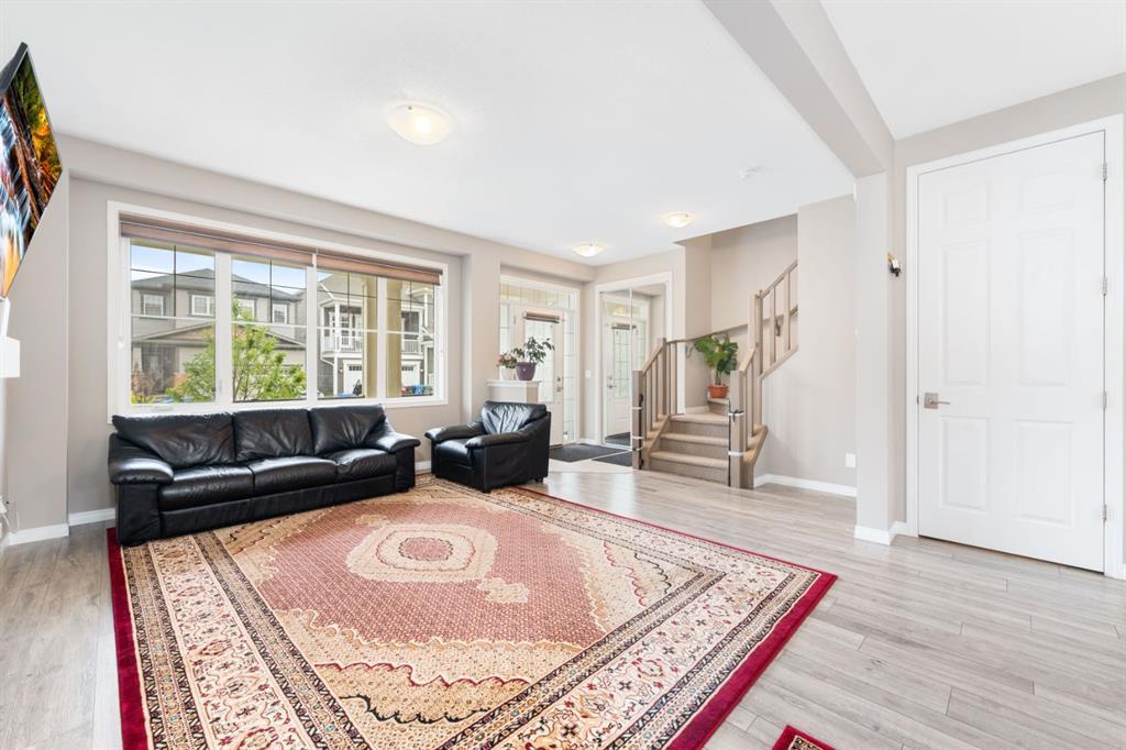 44 Cityside Green Northeast, Calgary – Residential Detached Listing Photo 4