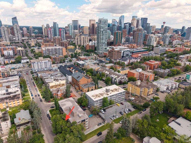 Real Estate Listing in Lower Mount Royal, Calgary