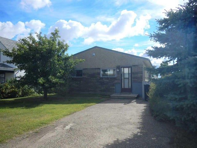 10829 106 Avenue, Fairview