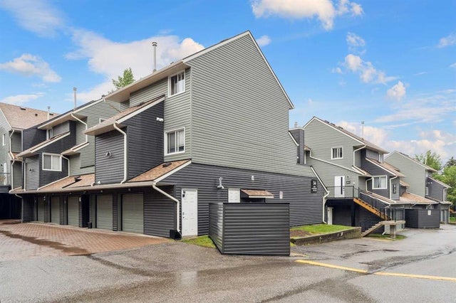113, 34 Glamis Green Sw, Calgary