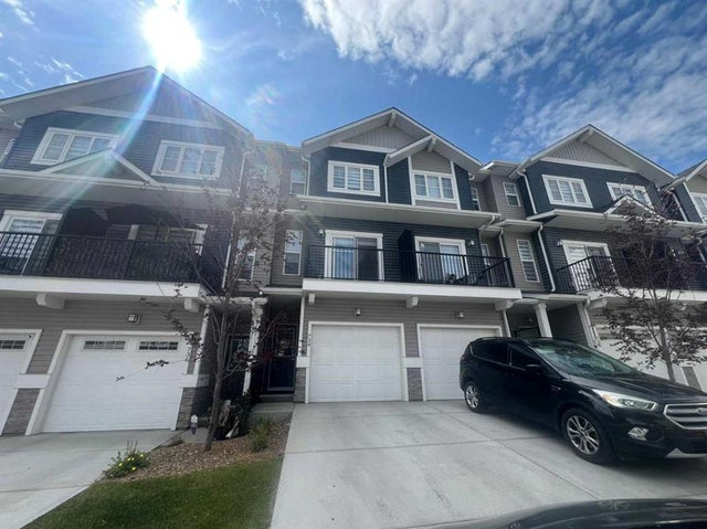 734 Sage Hill Grove Nw, Calgary