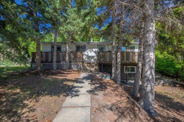 4908 23 Avenue Nw, Calgary