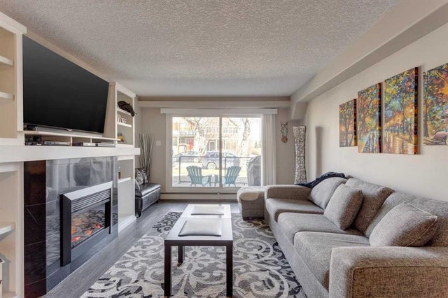 111, 355 5 Avenue Ne, Calgary