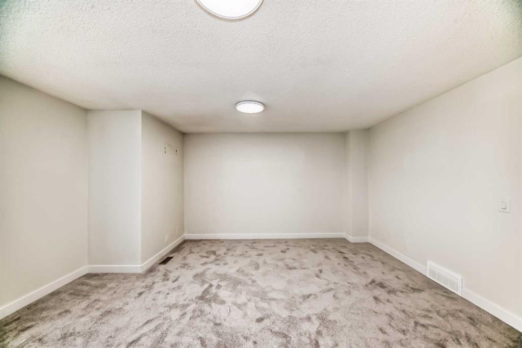 32, 1515 Falconridge Drive Northeast, Calgary – Residential Row/Townhouse Listing Photo 30