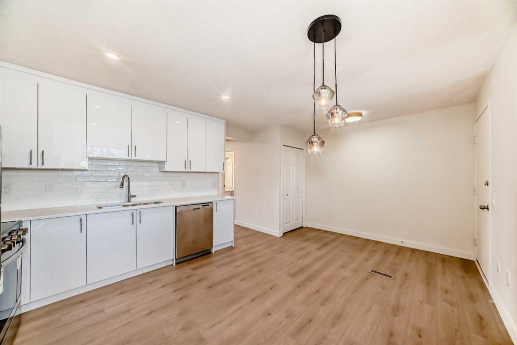 32, 1515 Falconridge Drive Northeast, Calgary – Residential Row/Townhouse Listing Photo 4