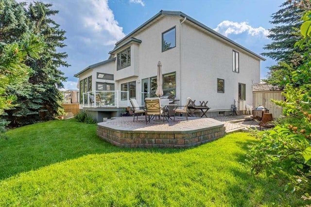 75 Hawkside Close Nw, Calgary