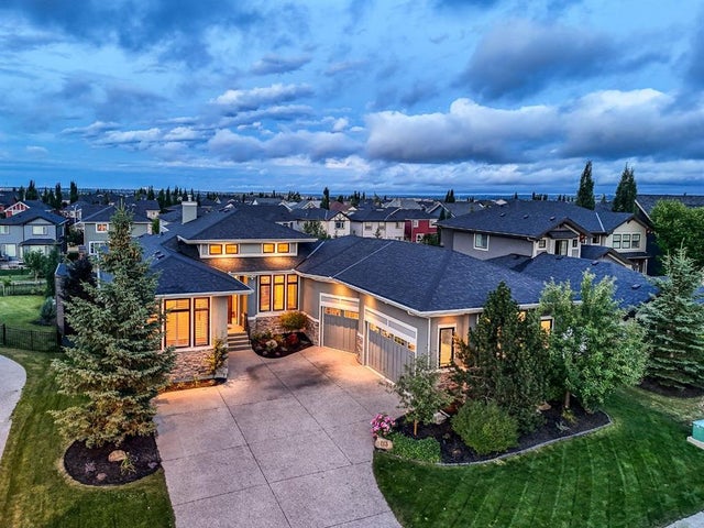 Photo for MLS®# A2239557 - home for sale at 113 Silverado Crest Landing Southwest, Silverado, Calgary Alberta