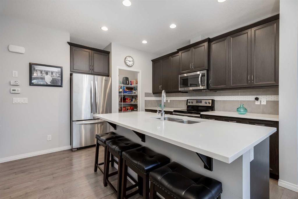 521 Midtown Street Southwest Airdrie - A2239598 4 Fd1f12fec7e956d41cc03e31a7f2fd8a O