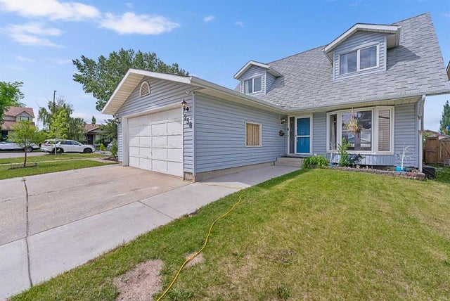 Calgary Real Estate Listing: 256 Scenic Way Northwest, Scenic Acres