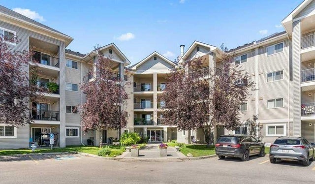 4412, 4975 130 Avenue Se, Calgary