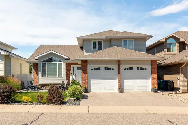 277 Coachwood Point W, Lethbridge
