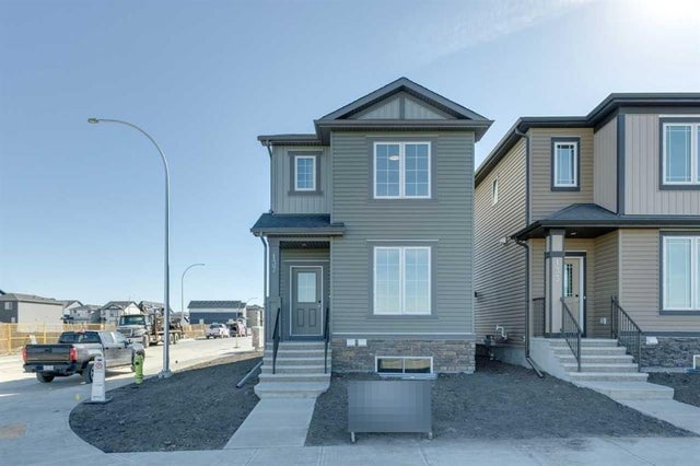 137 Ambleton Boulevard Nw, Calgary