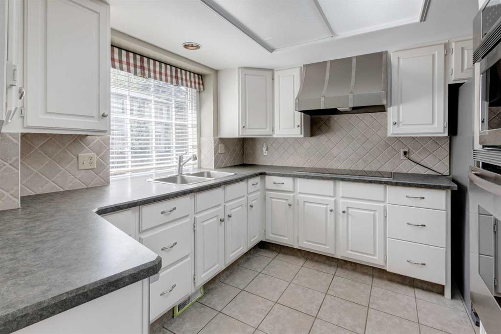 212, 4037 42 Street Northwest, Calgary – Residential Row/Townhouse Listing Photo 11