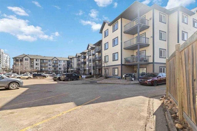 320, 100 Richard Street, Fort McMurray
