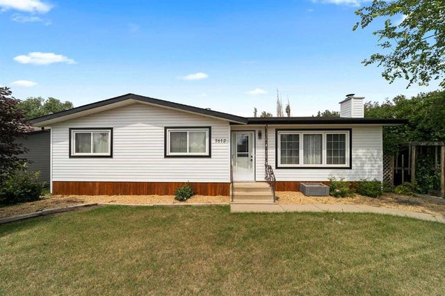 5612 50 Avenue, Killam