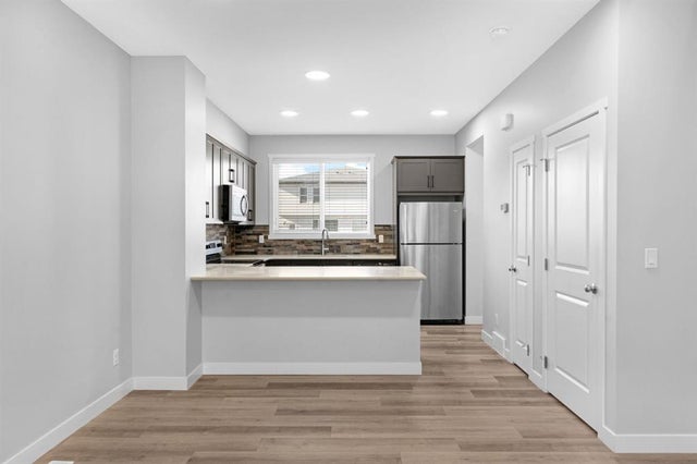 712 Savanna Boulevard Ne, Calgary