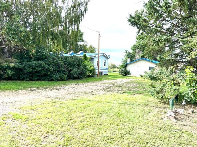 163078 Twp Rd 232, Gem