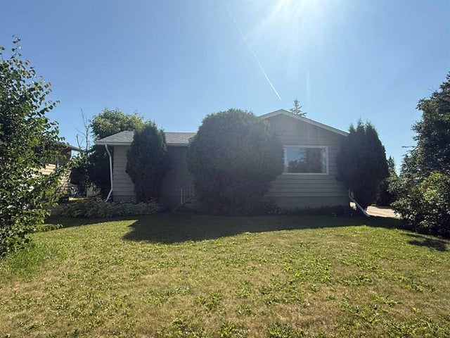 5533 47 Street, High Prairie