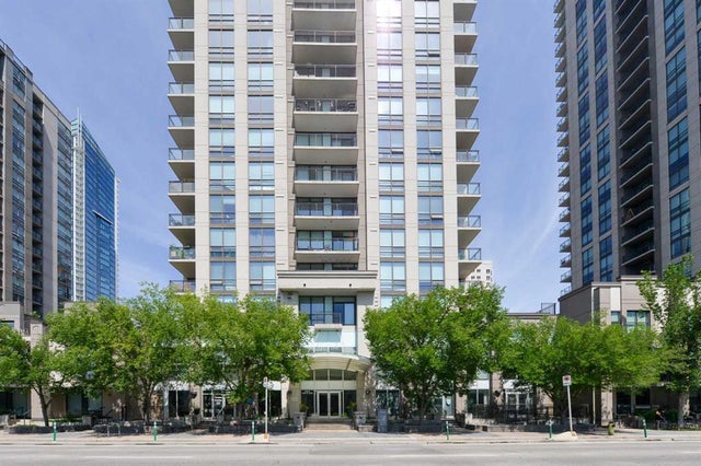Calgary Home for Sale: Residential Listing in Beltline