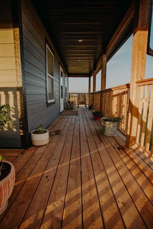 16, 30480 Range Road 12, Rural Mountain View County