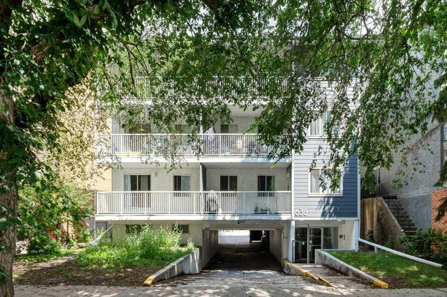 Calgary Home for Sale: Residential Listing in Bridgeland/Riverside