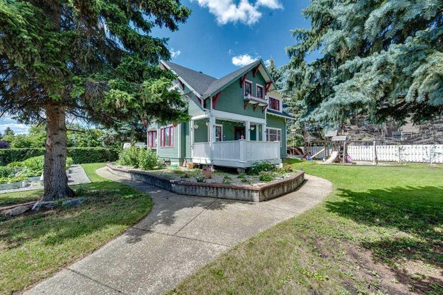 5406 C + E Trail, Lacombe