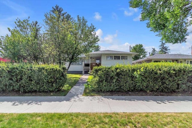 2619 37 Street Sw, Calgary