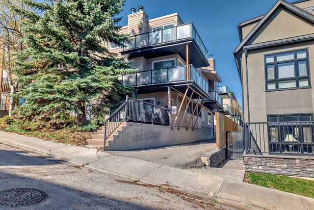 Real Estate Listing in Bankview, Calgary
