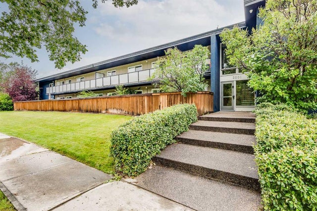6, 3208 19 Street Nw, Calgary