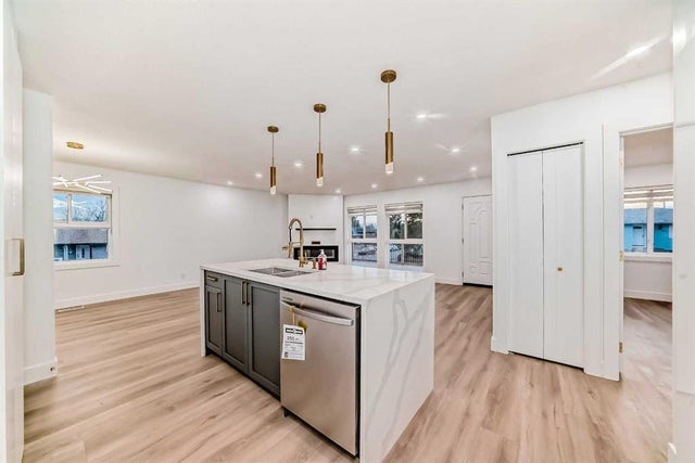 304 Huntbourne Hill Ne, Calgary
