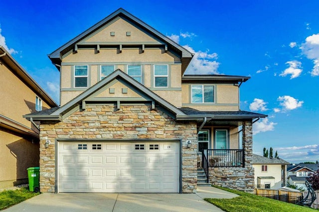 28 Elmont Mews Sw, Calgary