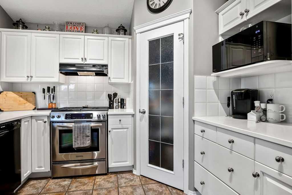 128 Cramond Crescent Southeast, Calgary – Residential Detached Listing Photo 12