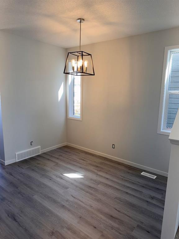 42 Setonvista Grove Southeast, Calgary – Residential Semi Detached Listing Photo 5