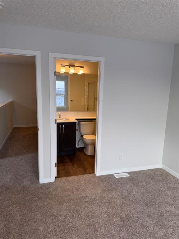 46 Setonvista Grove Southeast, Calgary – Residential Semi Detached Listing Photo 10