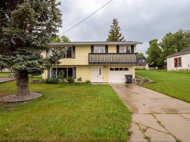 724 Florence Street, Pincher Creek