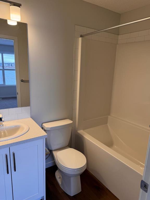 17 Setonvista Gate Southeast, Calgary – Residential Semi Detached Listing Photo 12