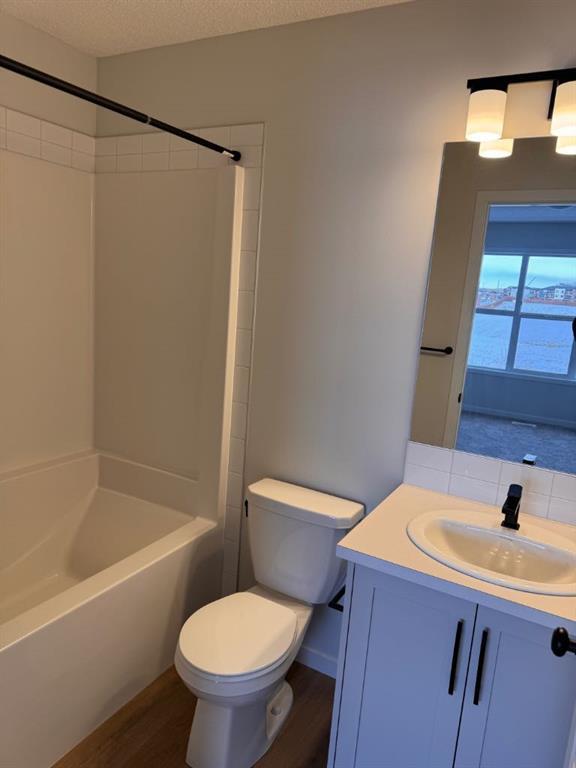 21 Setonvista Gate Southeast, Calgary – Residential Semi Detached Listing Photo 12